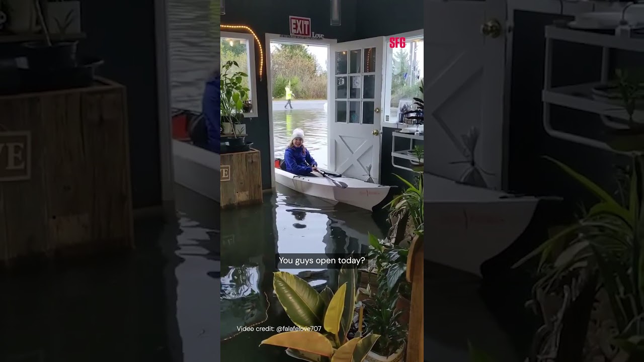 Калифорнийский ресторан пострадал от наводнения King Tide, но всё ещё работает