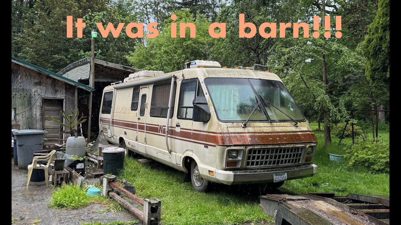 The Beige Beast: Restoring a Barn-find Rat-Infested Vintage RV