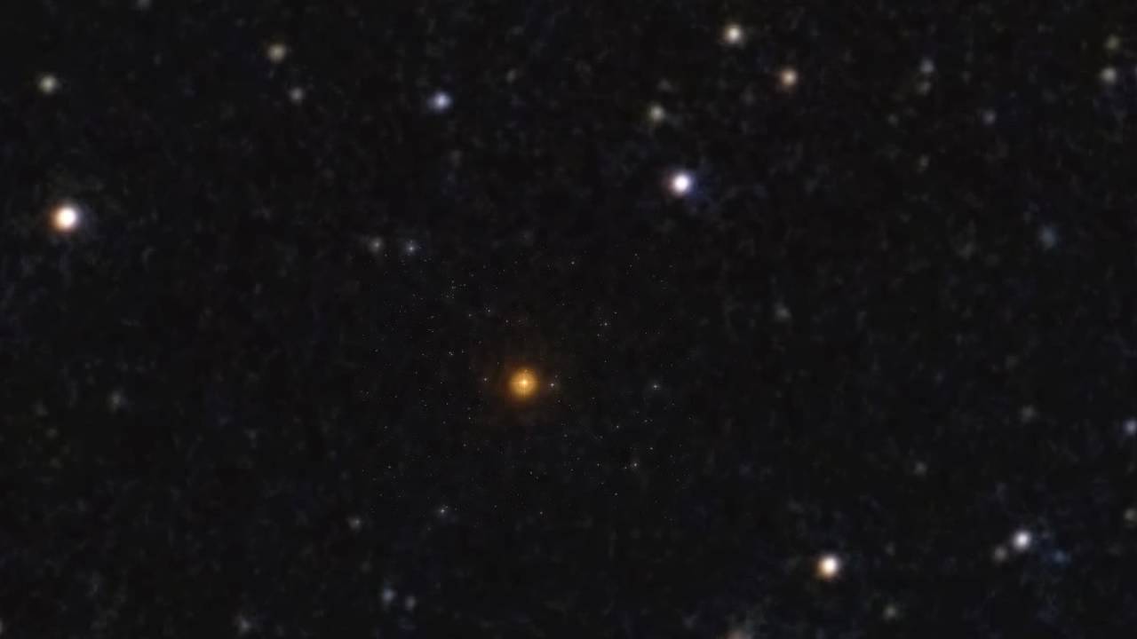 Zooming into the red giant star R Sculptoris