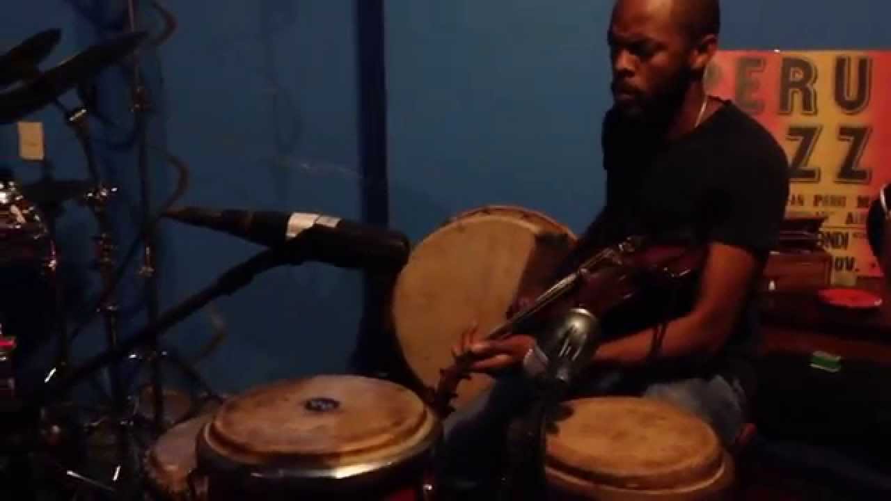 PERUJAZZ - ENSAYO MANONGO MUJICA, ANDRES PRADO, JEAN PIERRE MAGNET Y CESAR BALLUMBROSIO (2014)
