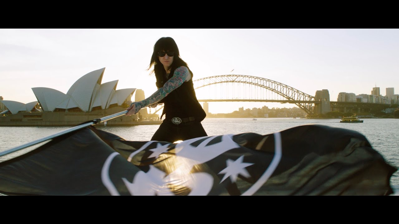 Ronnie Simmons and The Redback Spiders - 'Alone With You' (Official Music Video)