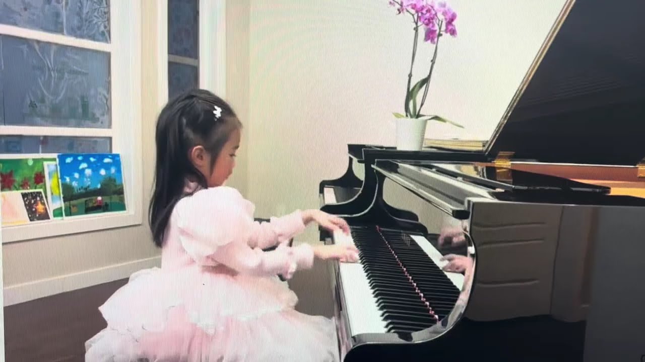 Tiny Pianists · Clementi Sonatina Op.36 No.1  Age 5-6 students play same piece
