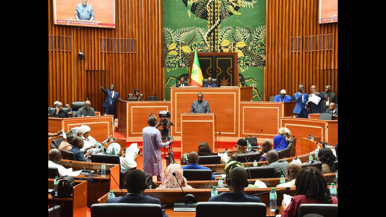 🔴 Direct Assembl&eacute;e nationale : Le ministre Cheikh Tidiane Di&egrave;ye face aux d&eacute;put&eacute;s