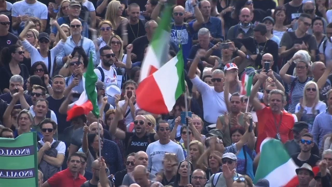 Thousands at protest against green pass in Italy