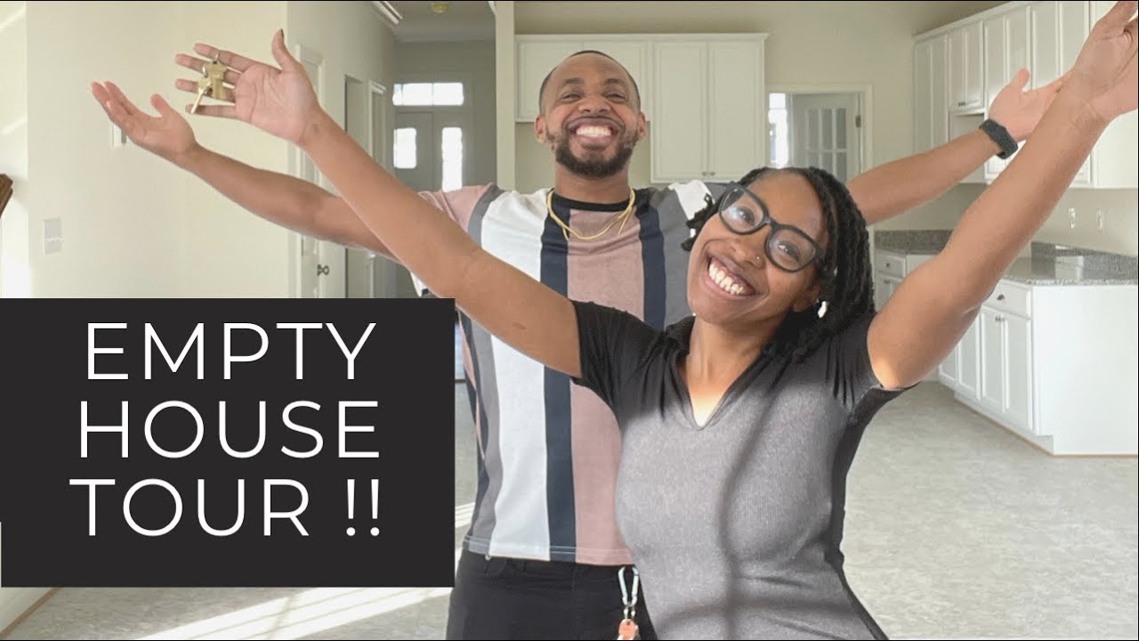 Empty House Tour: #AHouseToAHome !