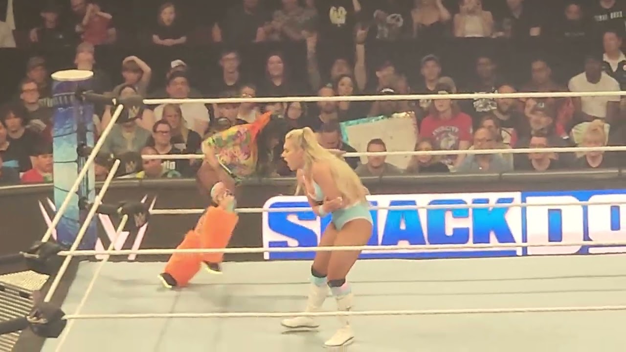 FULL MATCH: Tiffany Stratton Vs Naomi 4-26-24