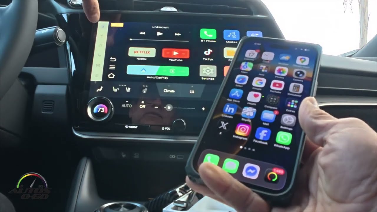 REEIIO Wireless CarPlay Adapter Review: Does the AI Magic Box Work for Netflix & YouTube in Car?