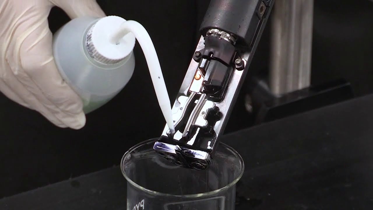 How to clean the Printhead of a Linx 10 CIJ Printer by Jorlink, USA Inc.