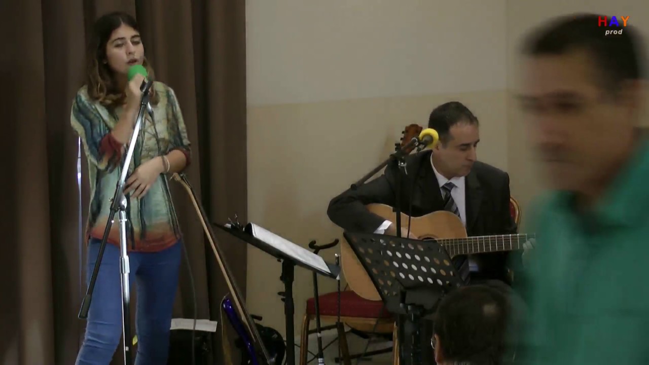 Kaya Kaspar - Les deux guitares (Charles Aznavour) - École Militaire 2016
