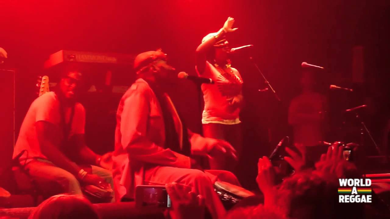 Jimmy Cliff Live 2011 - By the Rivers Of Babylon (Nyahbinghi Chant) Paradiso Amsterdam