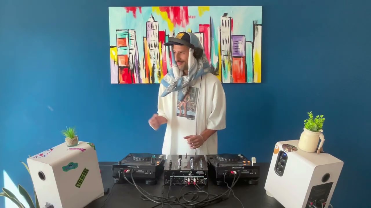Odisea Sessions 006: RENZO (AR)