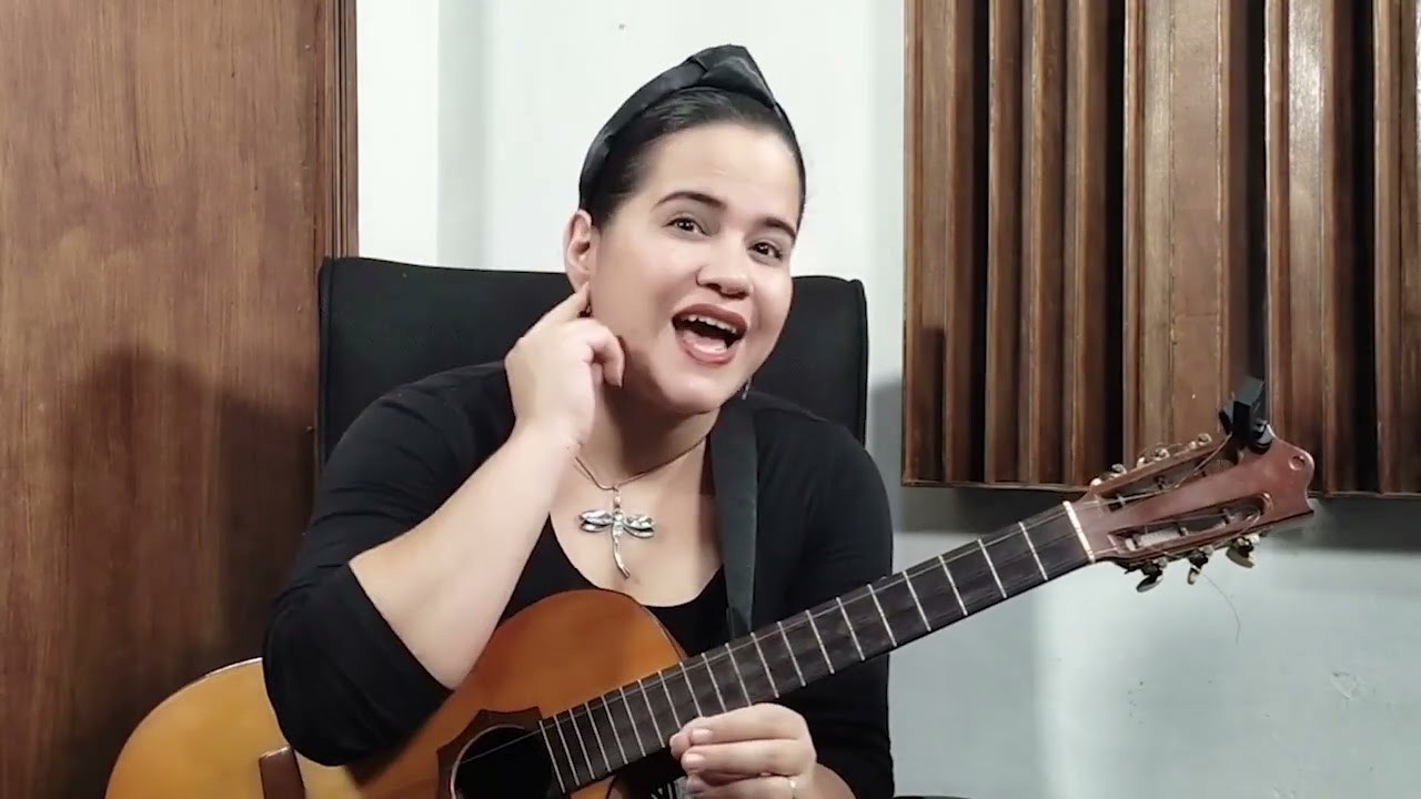 Enid Rosales. Cómo tocar en el Tres Cubano la canción TIRADO EN LA CALLE de Erick Sánchez