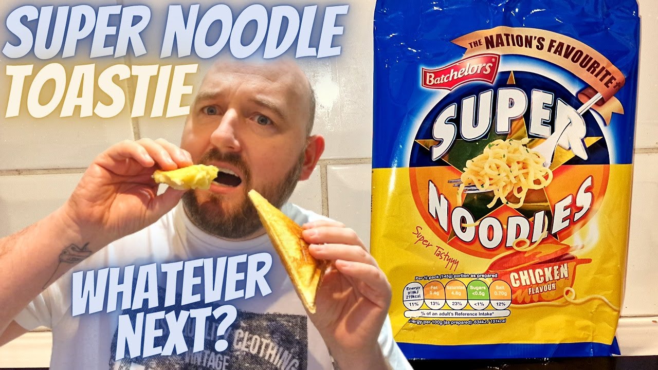Making a SUPER NOODLE TOASTIE || As Seen On @RateMyTakeaway | FOOD REVIEW | Budget Food Recipe