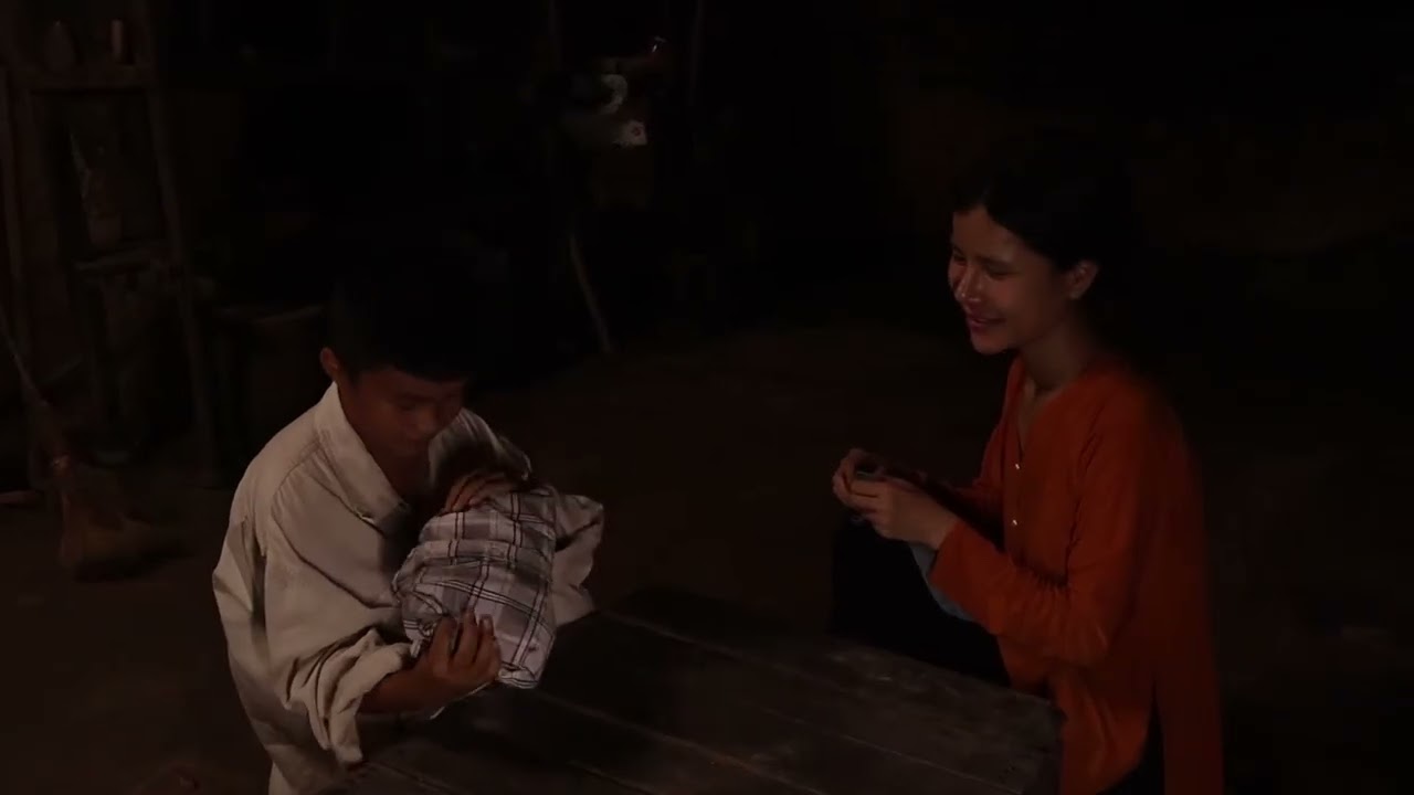 SAU LƯNG MẶT TRẬN  - GIẢI PHIM NGẮN ĐƯỢC YÊU THÍCH NHẤT