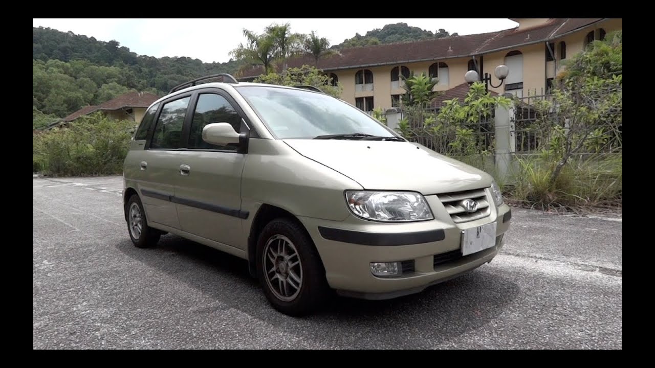 2005 Hyundai Matrix GLA Start-Up, Full Vehicle Tour, and Quick Drive