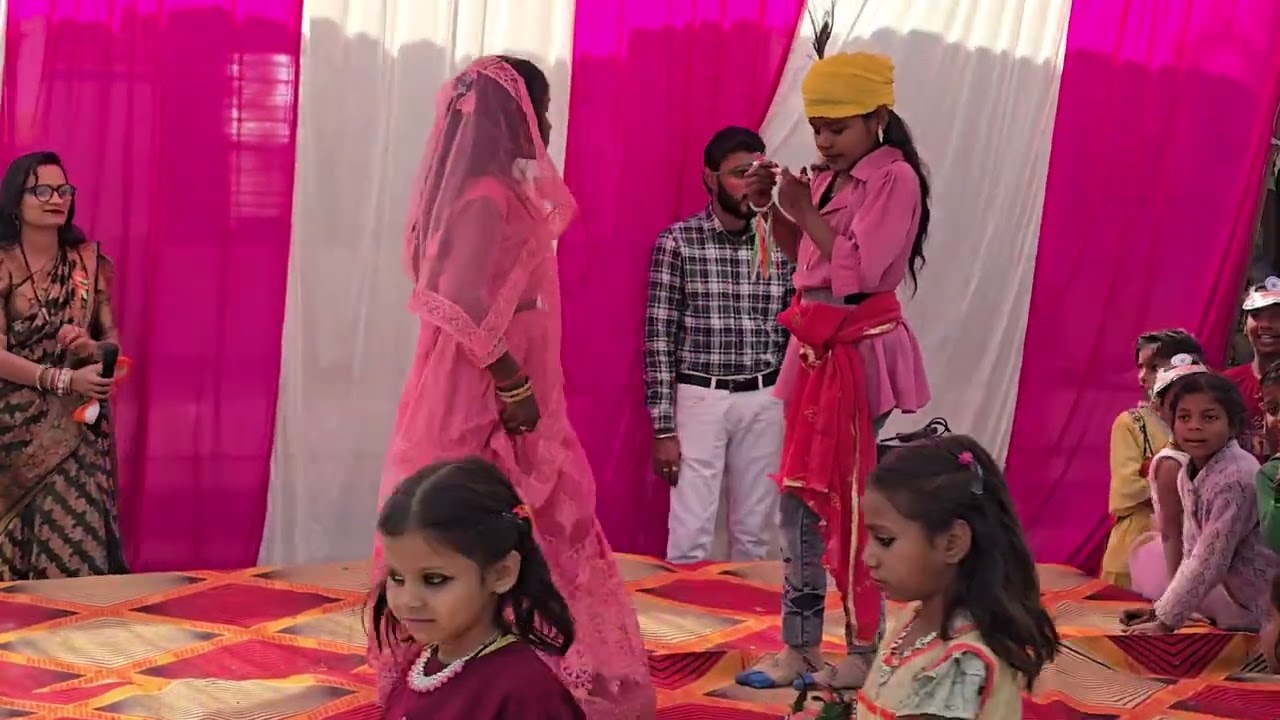 #merekanhamurlivale#dance #song #school 