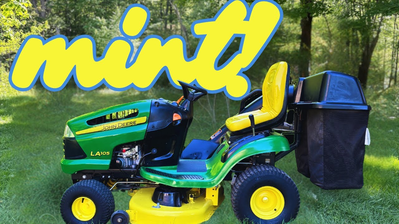 MINT! Repairing and Painting a John Deere LA105 Lawn Tractor