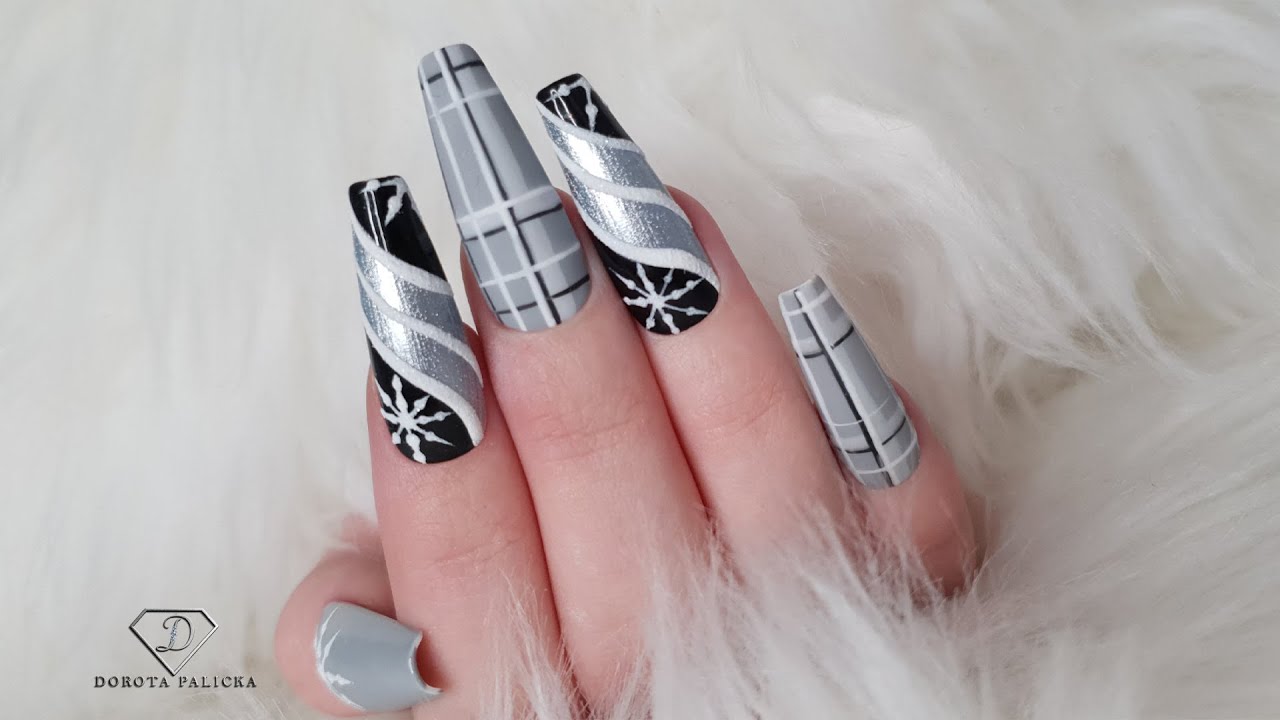 Grey winter nails. Nails Trends winter 2022.