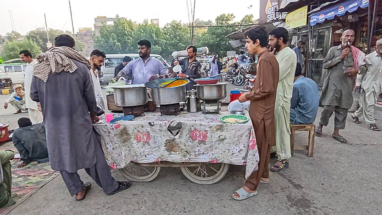 BEST PAKISTANI BREAKFAST FOODS | DESI STREET NASHTA | MORNING FOOD COMPILATION