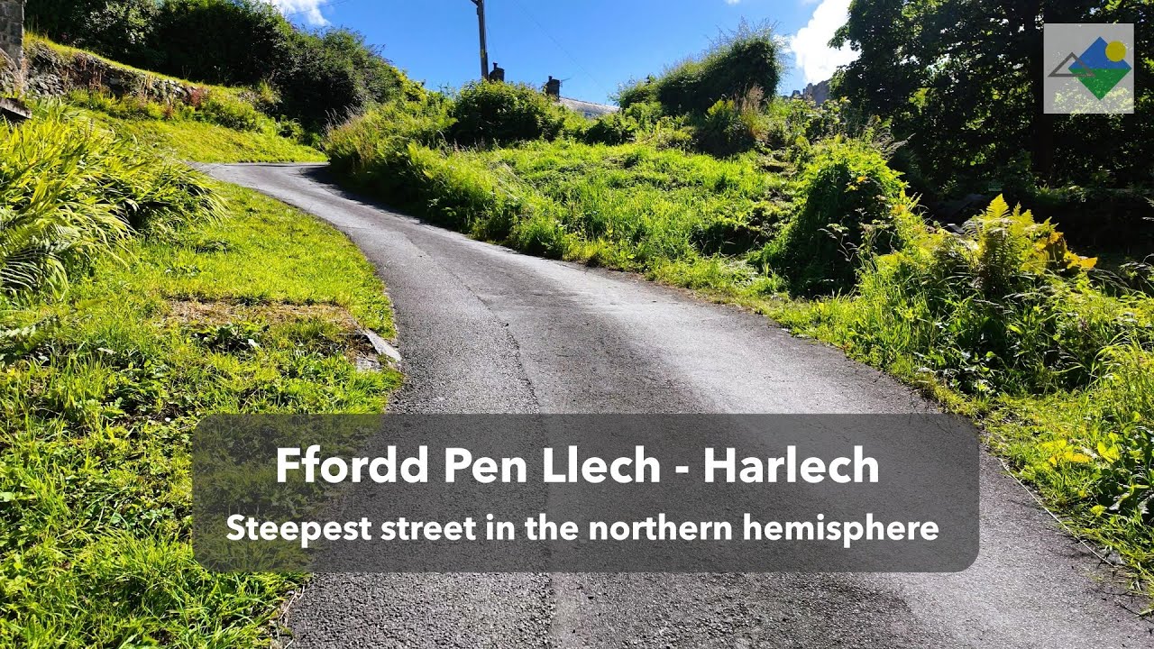 Walking up the world's steepest street - Harlech - Eryri - Wales 4K