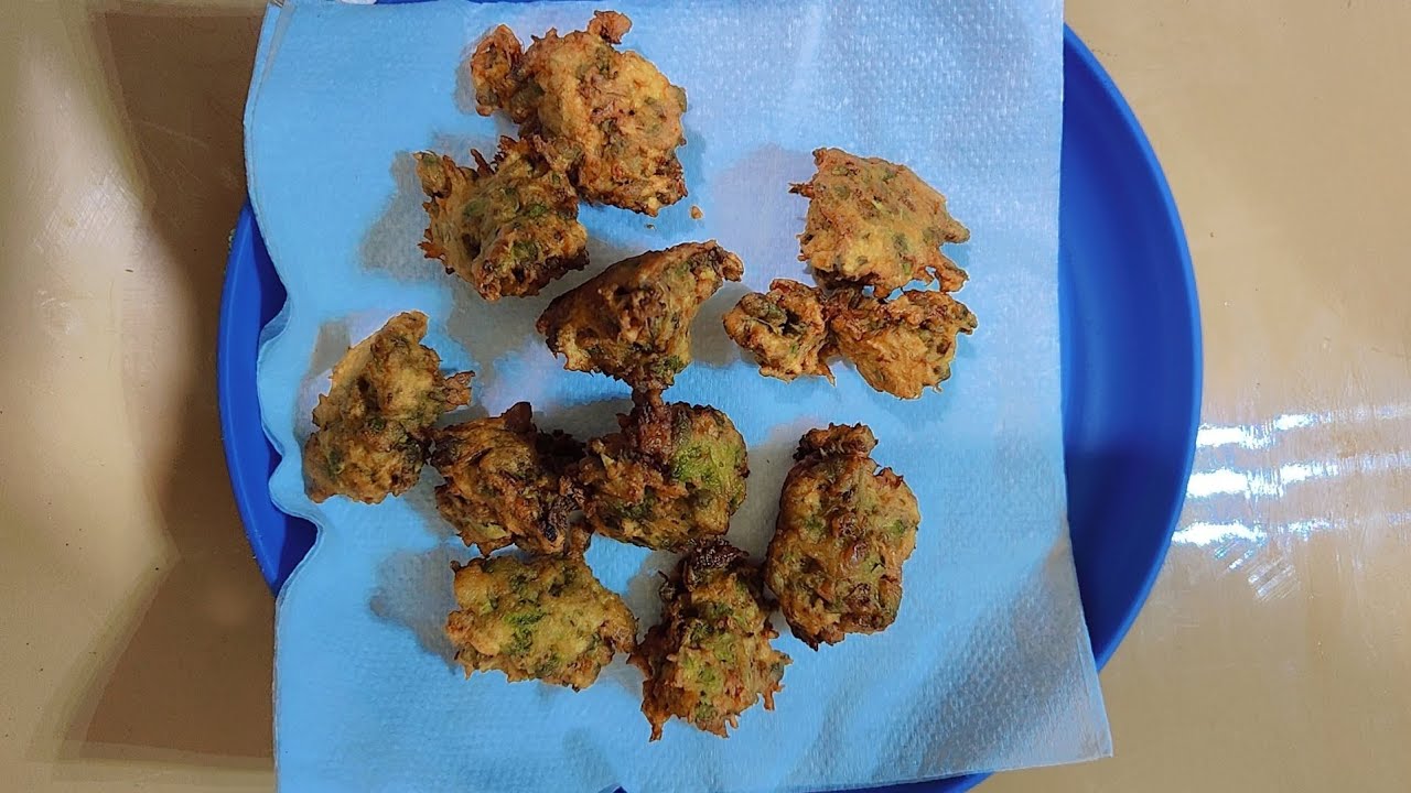 मोरिंगा फुल पकौड़ी😋 #food #winterrecipies #cooking #recipe #viral #pakudi #YouTube #yt #foodie #easy