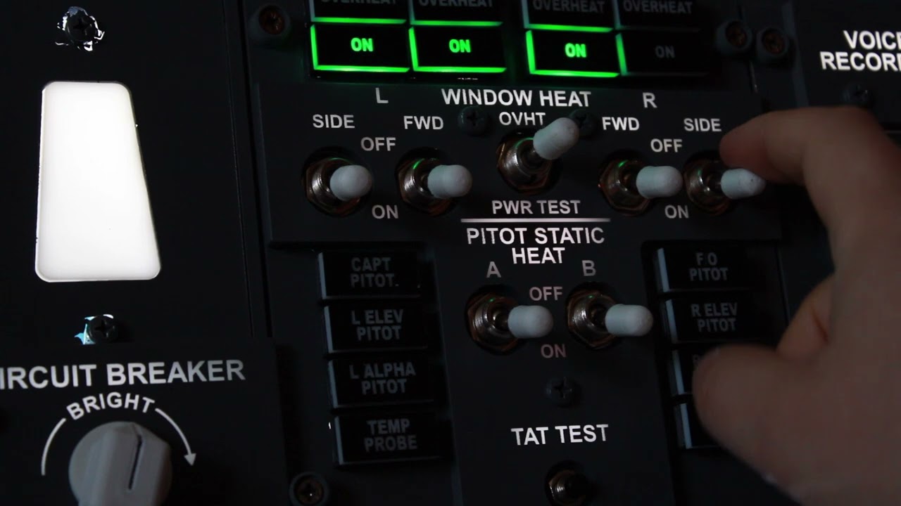 Overhead 737 - Cockpit Builder Italia Promo