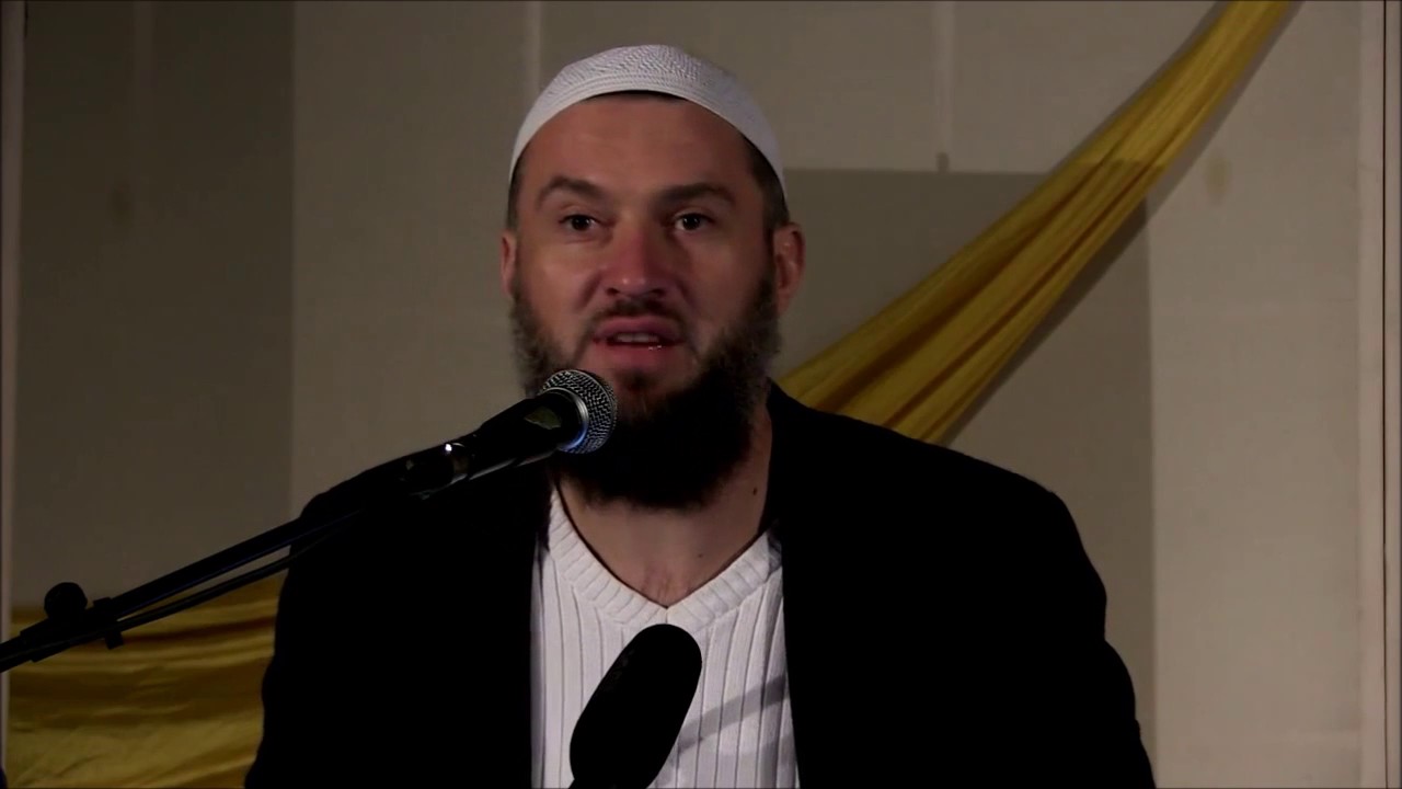 Nikad nije kasno da počneš učiti Kur'an! (poučan primjer!) - Almir Kapić, hfz.
