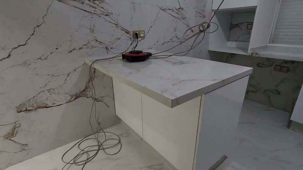 cuisine en façade blanche mdf plan de travail en céramique neo light espagne