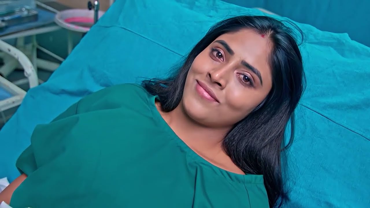Bhupathi గూండాలు Shruti ని కత్తిపోటు చేస్తారు. | Radhamma Kuthuru | Full Ep. 1024 | ZEE Telugu