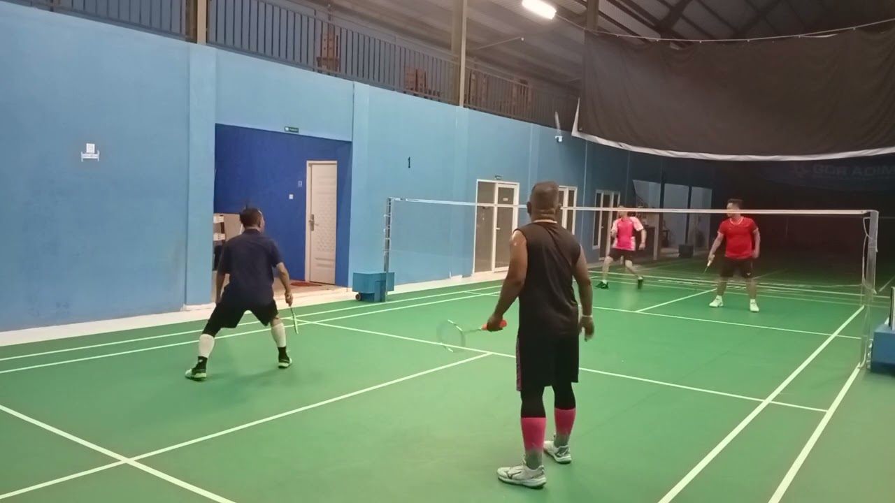 Sani / pak boss vs Veron cs . Disini napas dak kuat LG . Pengen nyerah .fun game