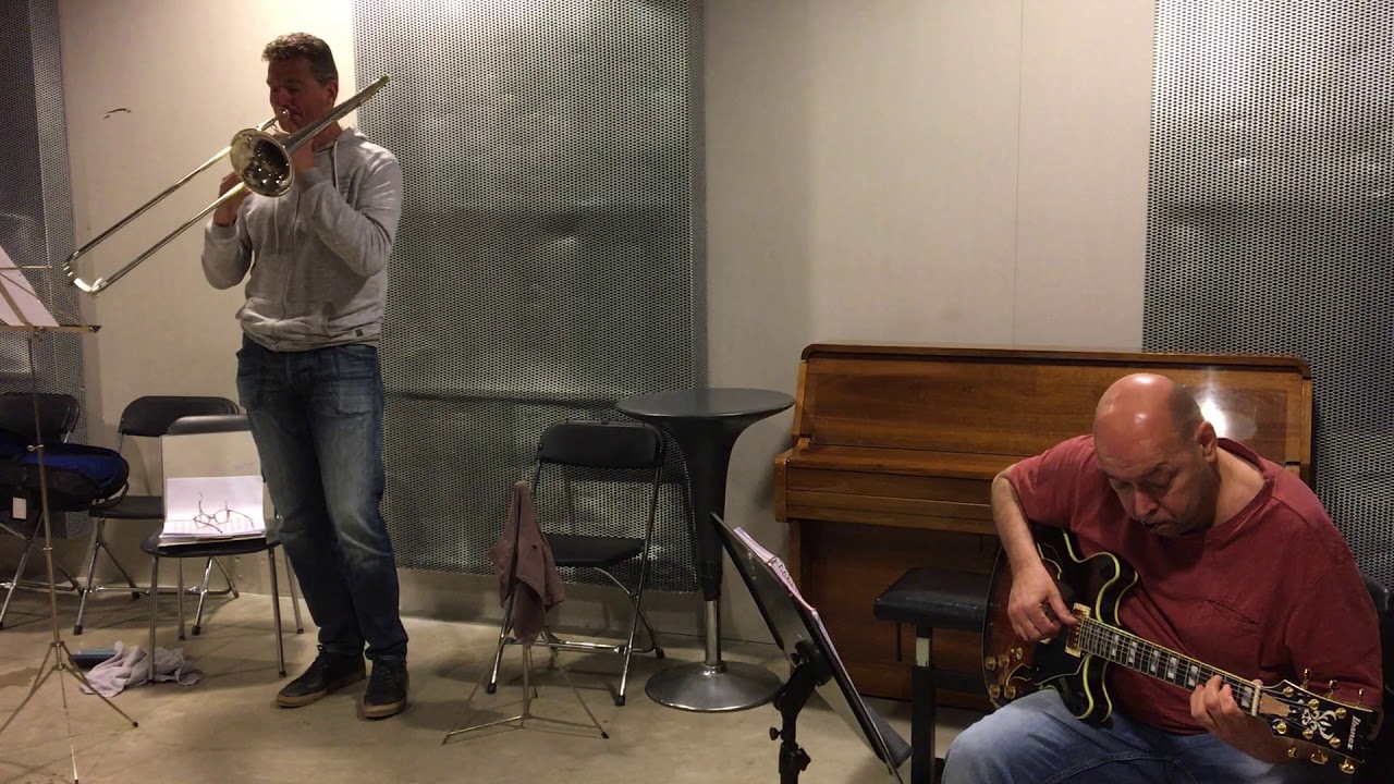 Cursisten spelen tijdens jaarprogramma improviseren van impro Circle / Werner Janssen