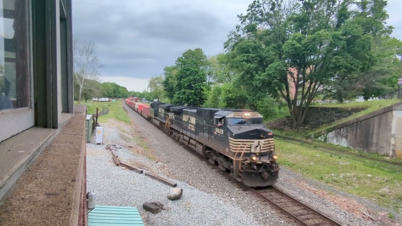NS westbound @ Phillipsburg Union Tower