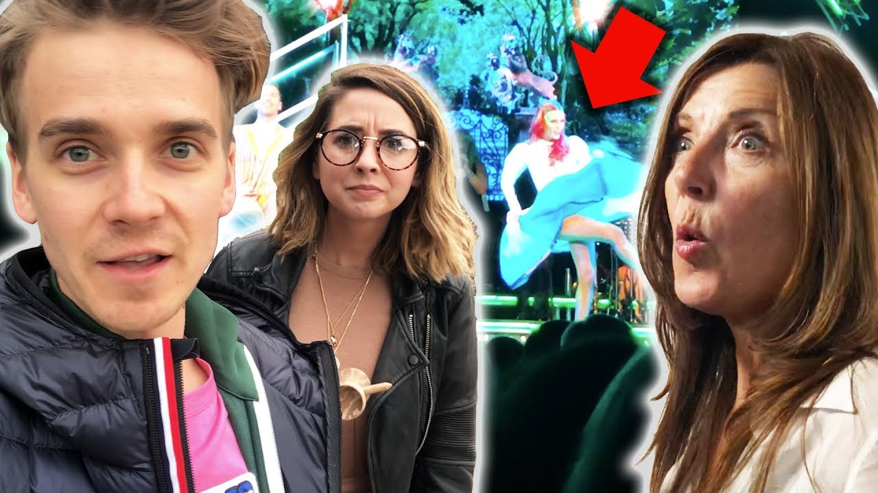 SISTER and MUM react to my girlfriend's show!
