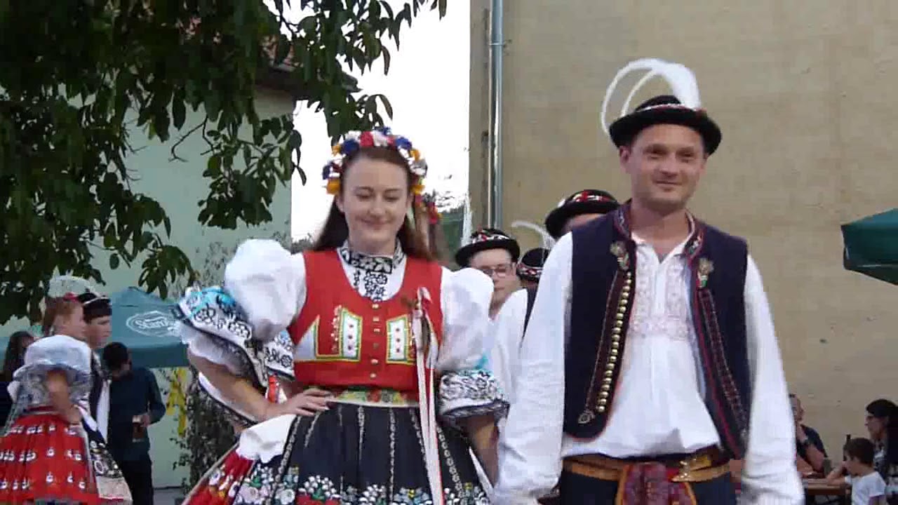 Hody Milešovice 2018 - nástup stárků NEDĚLE 🍷