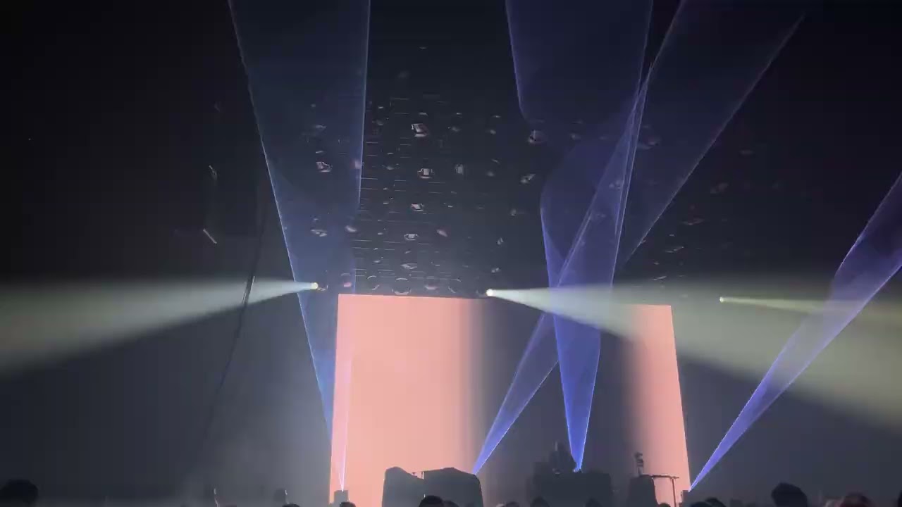 V I R T U A L  S E L F  ||  M O O D Y  T H E A T E R  A U S T I N  ||  11.03.21