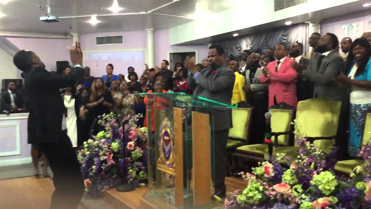 Hezekiah Walker & LFCC Reunion - Lift Him Up