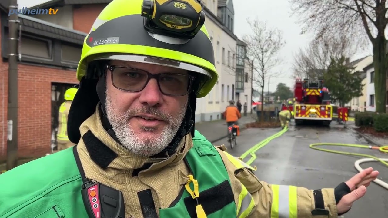 Dachstuhlbrand in Pulheim.