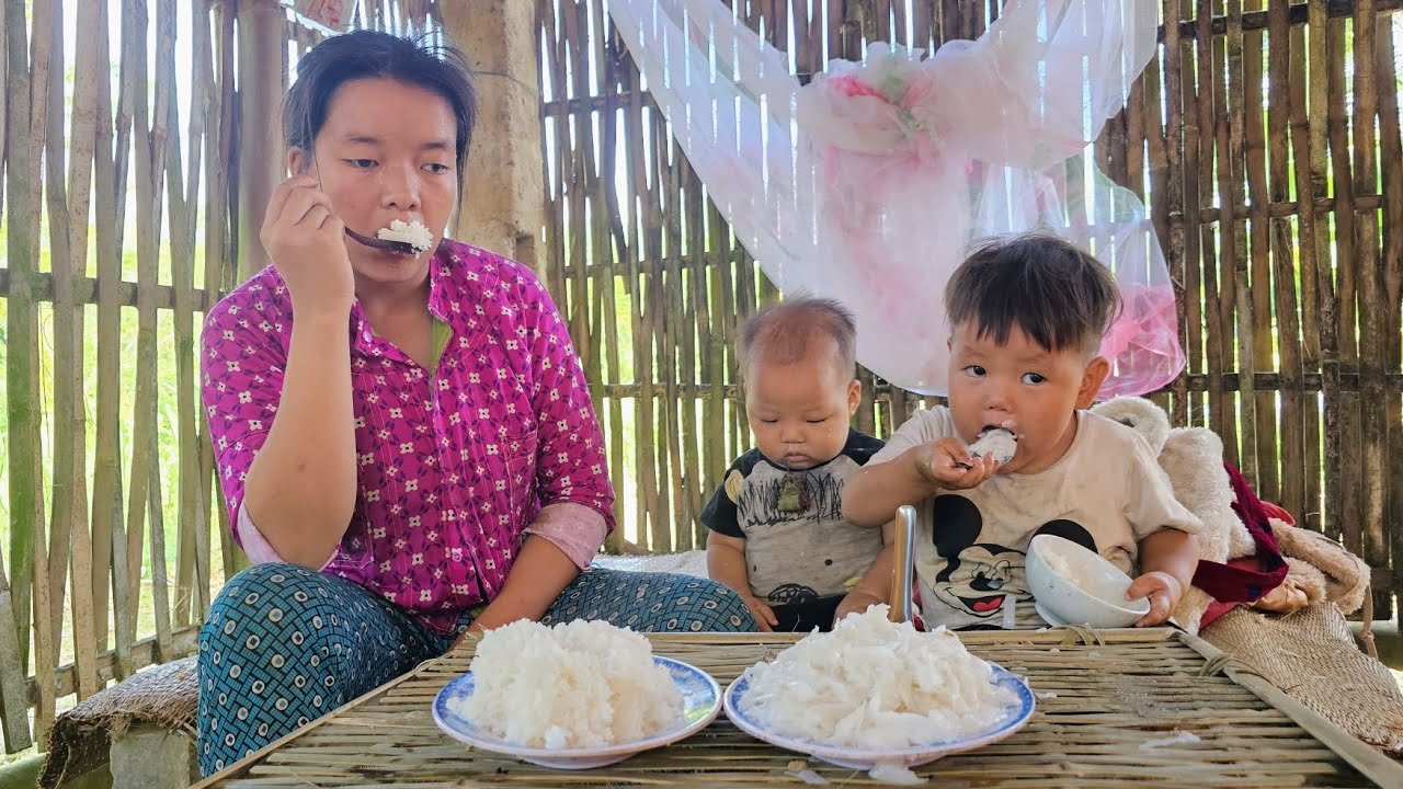 single mother recovered from her illness and cooked meals for her small family ( lý thị my )