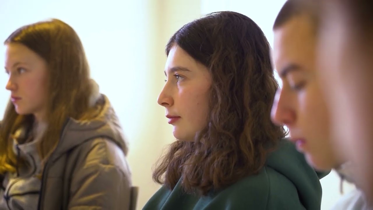 Justine Henin Academy: visited by Eurosport P2