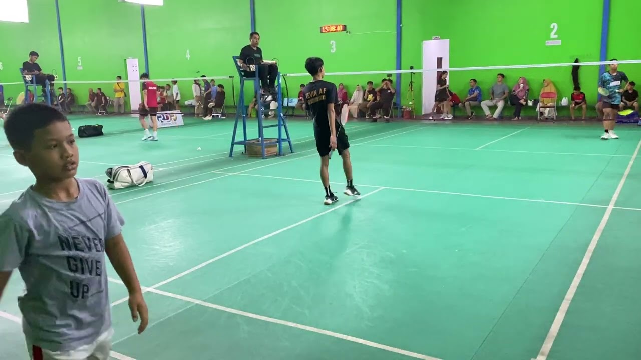 Turnamen Gor Cahaya Logam || Kevin vs Joyo Kusumo