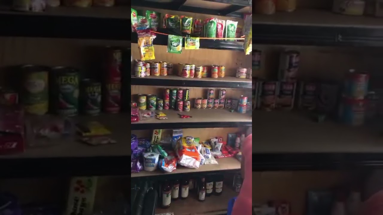ANG AMING MUNTING TINDAHAN //PAANO NGA BA NAKAKATULONG