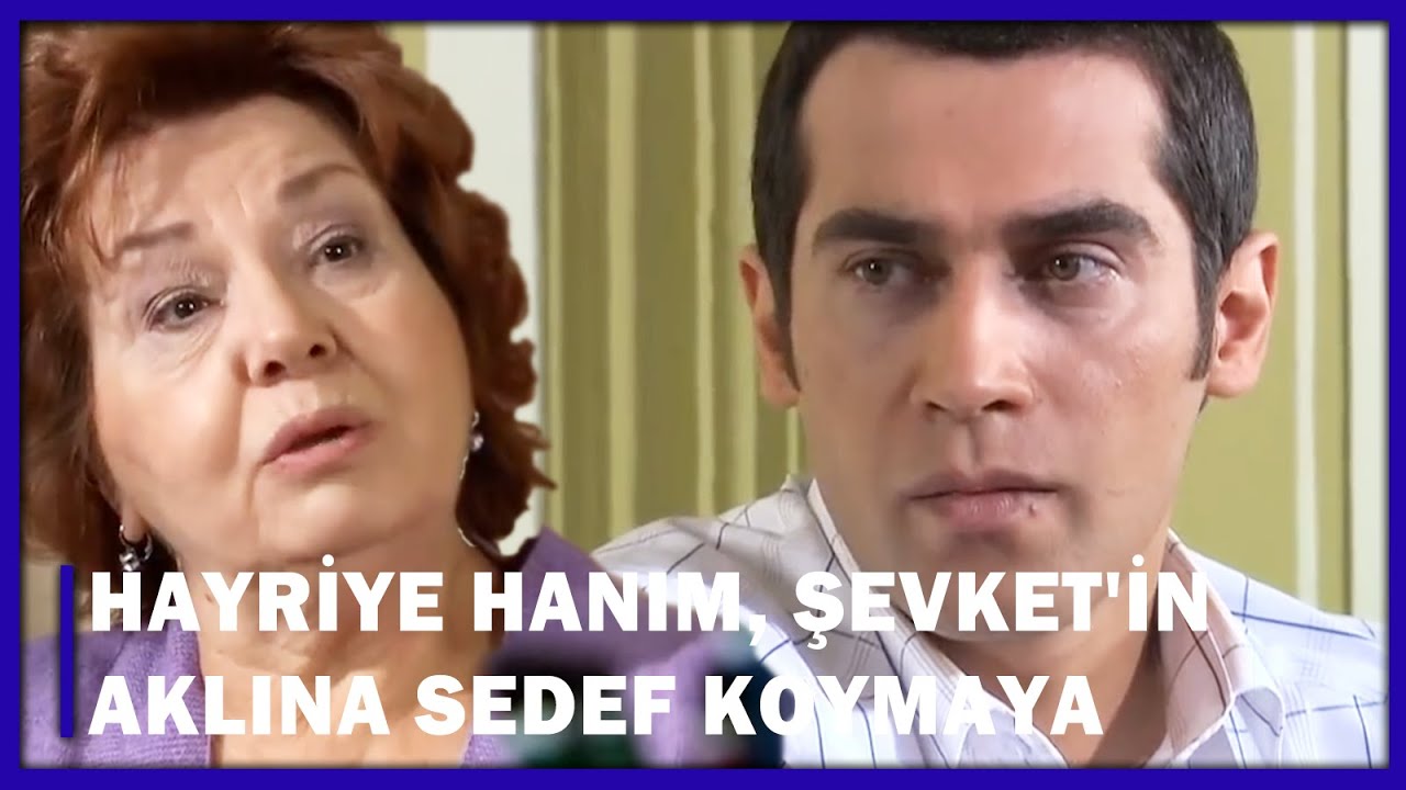 Hayriye Hanım, Şevket'in Aklına Sedef Koymaya Çalışıyor! - Yaprak Dökümü 92.Bölüm