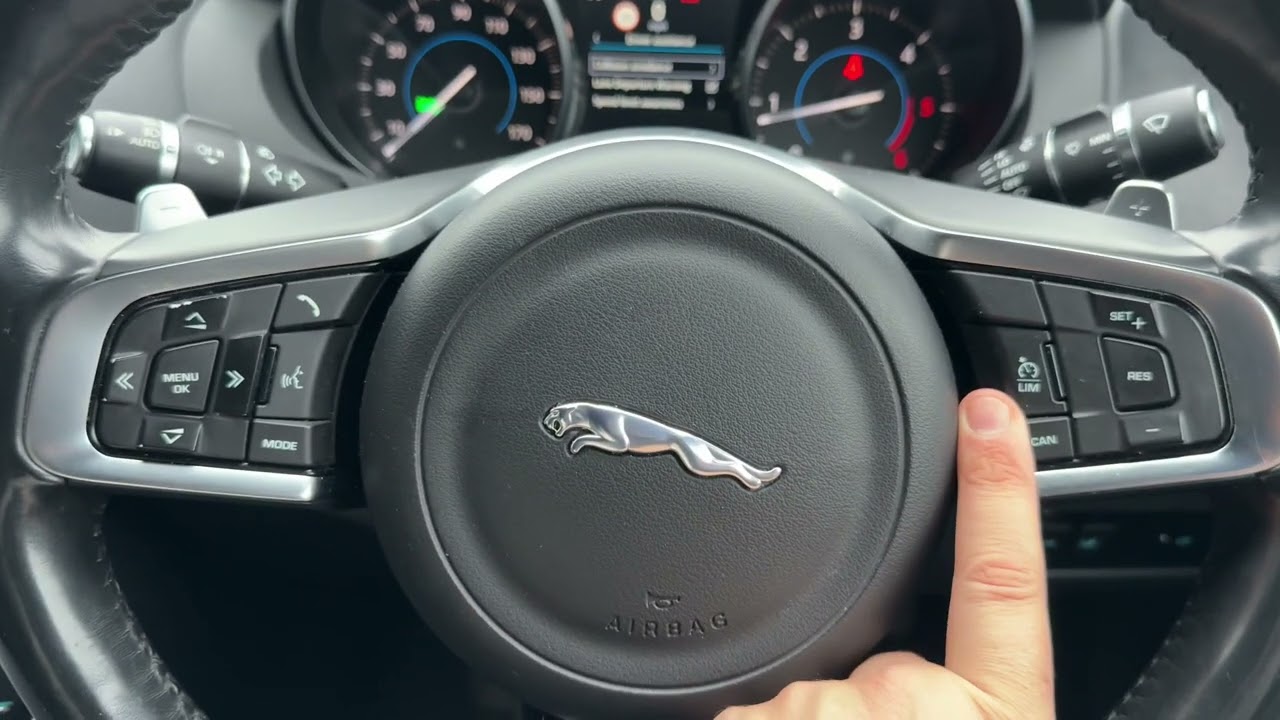 Jaguar XE HY67HWF