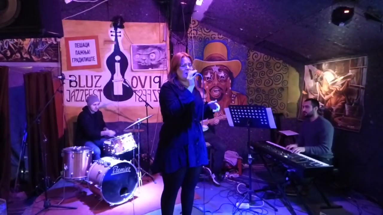 Lara Kalapiš - I Get a Kick Out of You (C. Porter)