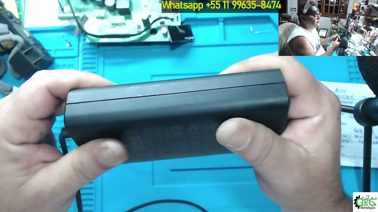 ABRINDO CARREGADOR DE BOOMBOX2