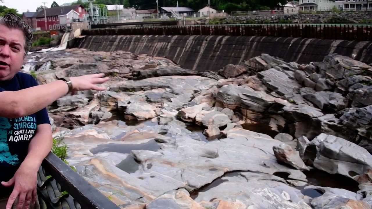 Massachusetts-- Shelburne Falls