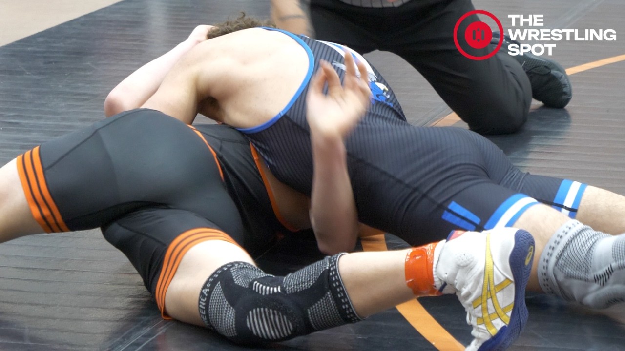 157 - Mason Vogt of Minooka [R] v. Max Mularz of Lincoln Way East [G]