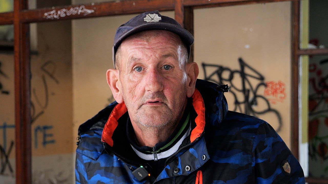 Sestre prodale stan, brat beskućnik 17 godina