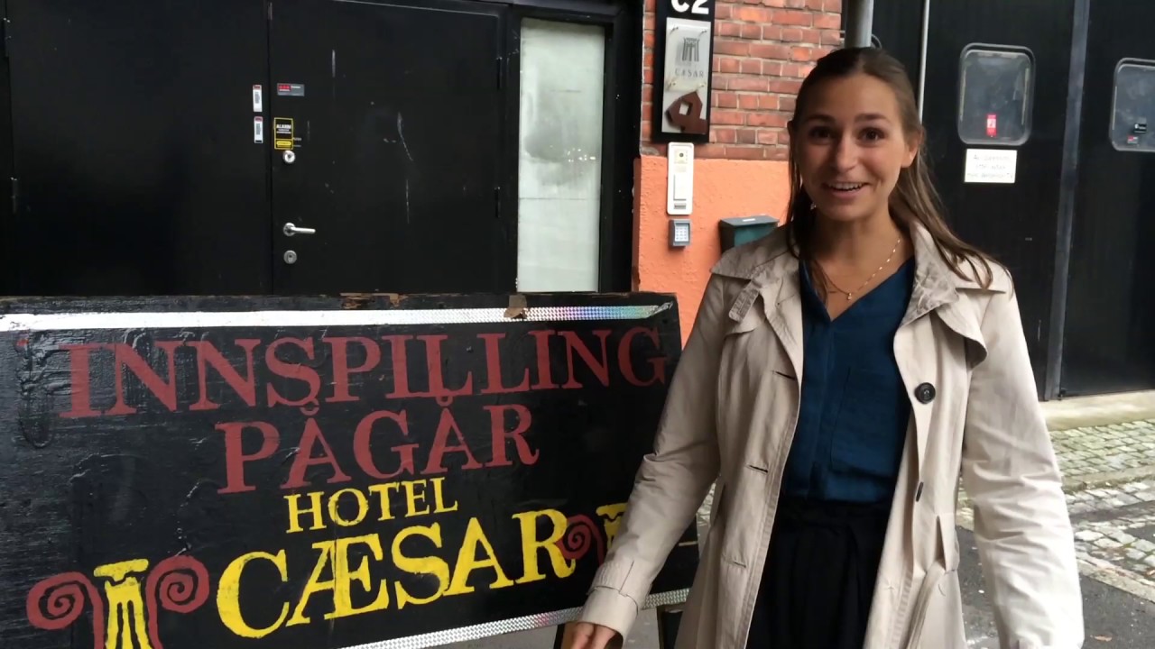 Stepp Inn tester yrket skuespiller