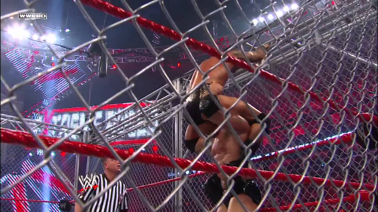 Батиста против Рэнди Ортона &mdash; матч в клетке за чемпионство WWE: Extreme Rules 2009